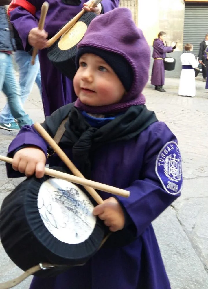 Turbas Cuenca, clarín y tambor