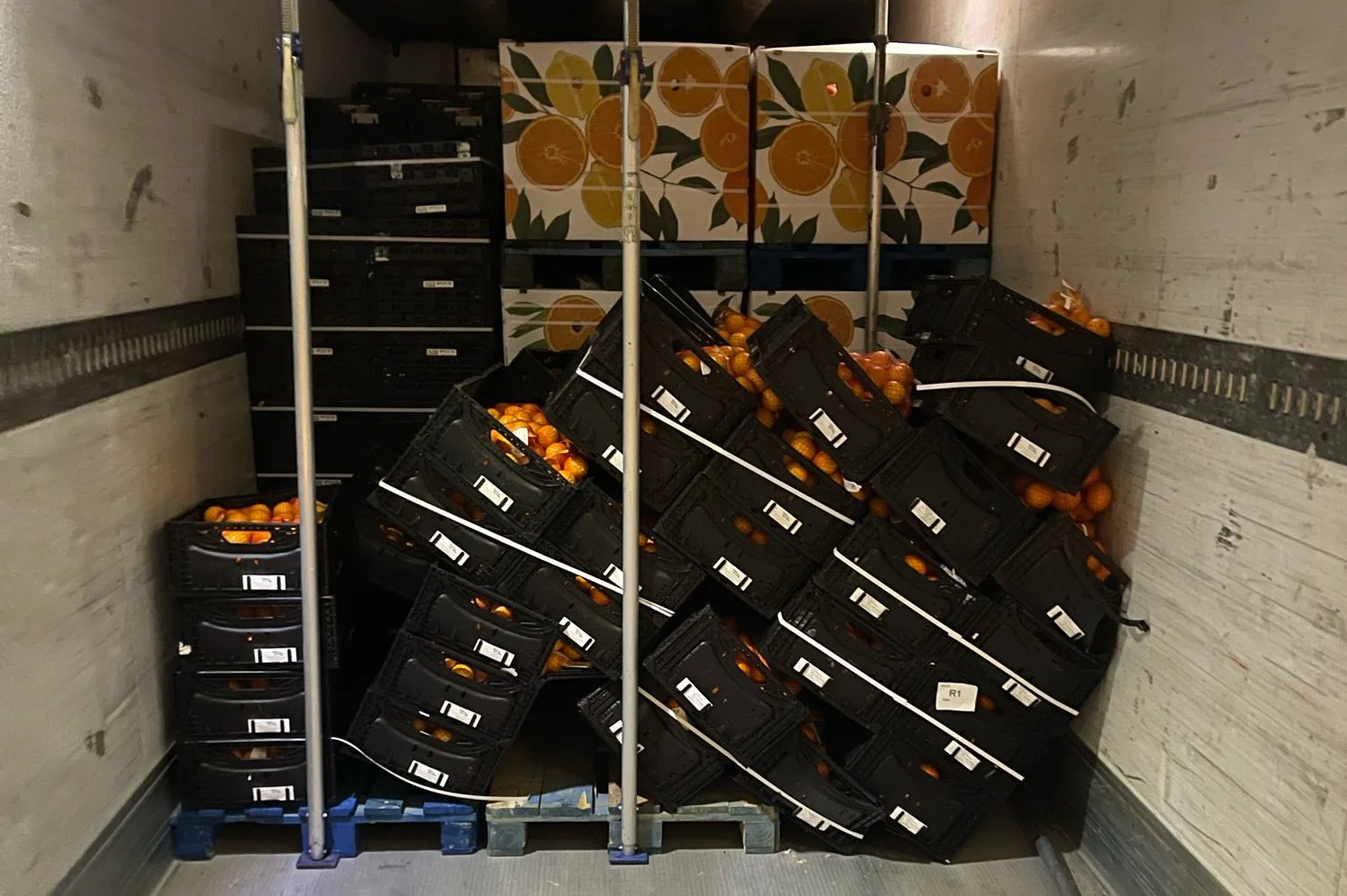 Descubre cuáles son los beneficios de contar con un seguro de transporte de mercancías. Ven a Segur Torralba Correduría de Seguros y te lo explicamos.